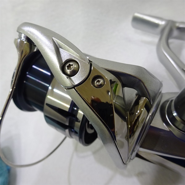 １９ストラディック４０００ＭＨＧーＬ